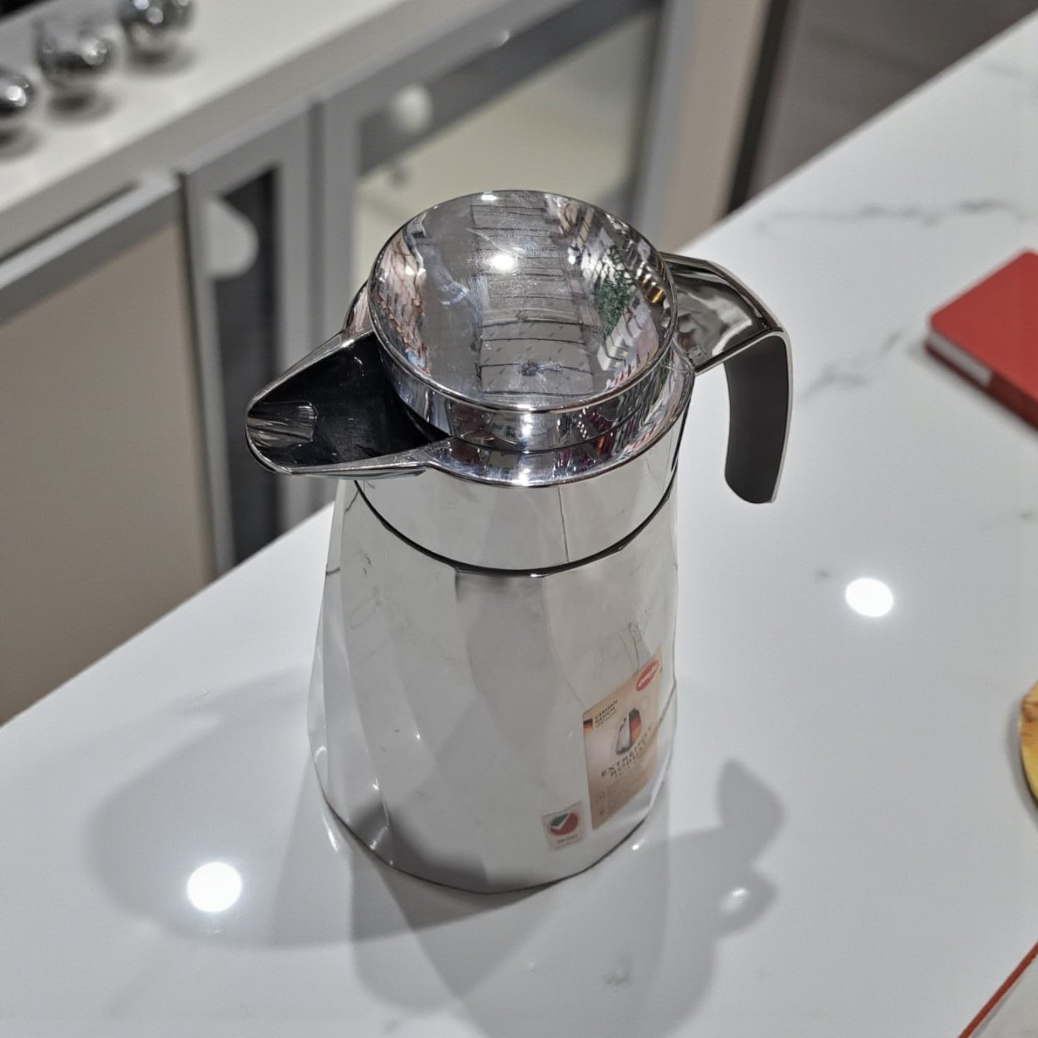 Emsa Cone Thermal Jug Swirl 1.5 L – Metallic Silver | Premium German-Made Vacuum Flask with Glass Liner for Hot & Cold Drinks - Damoo