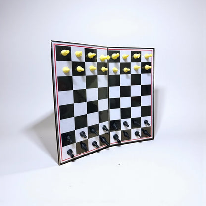 FUN CLASSIC TOYS Magnetic Chess Board Set | Folding Travel Chess Game for Kids & Adults | Portable Educational Board Game with Magnetic Pieces | Strategy Game for Intelligence Development