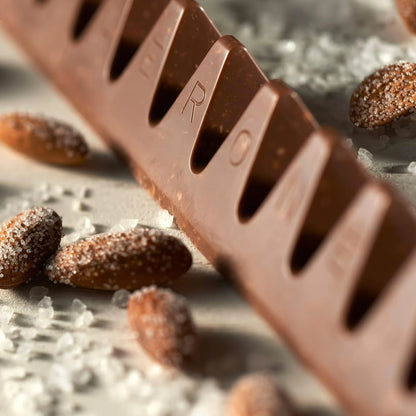 Toblerone Crunchy Almond Chocolate Bar 360g – Swiss Milk Chocolate with Caramelized Almonds & Honey-Almond Nougat | Zoom-In Edition, Large Gift Bar by Mondelez - Damoo