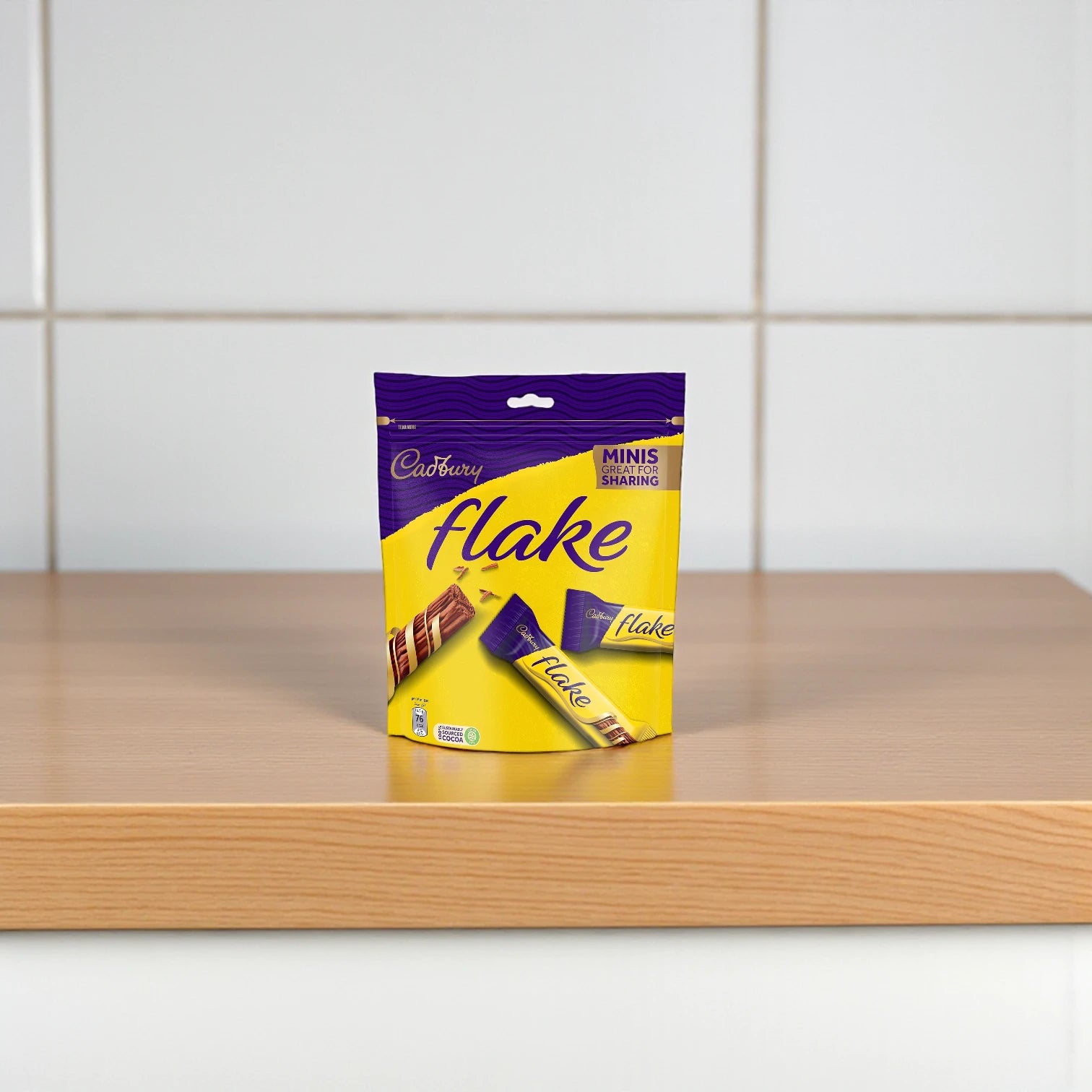 Cadbury Flake Minis Milk Chocolate Share Pack – 12 Bars | Delicate, Flaky Milk Chocolate Fingers, 145g UK - Damoo