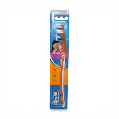 Oral-B 1.2.3 Classic Manual Toothbrush Medium – Waved Bristles Multi Colored Handle Daily Plaque Removal Toothbrush - Damoo