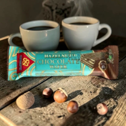 Al Seedawi Hazelnut Chocolate Wafer Multipack 24 x 20g – Crispy Wafer Biscuits Filled with Hazelnut Cream & Coated in Milk Chocolate - Damoo