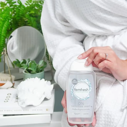 Femfresh Intimate 0% Sensitive Wash for Women, pH-Balanced, Soap-Free, Vegan, with Lotus Flower Extract for Gentle Daily Cleansing, 94% Natural Ingredients – 250ml - Damoo