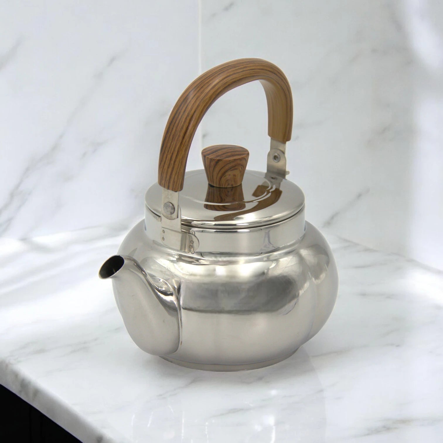 HTH Stainless Steel Whistling Teapot 1.0L – Heat Resistant Handle Tea Kettle for Gas, Electric, Induction, and All Stovetops – Durable Mirror Finish Kettle for Home, Kitchen, Office, Hotel & Restaurant - Damoo