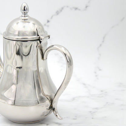 HTH 1.5L Pear-Shaped Stainless Steel Tea & Coffee Pot – Classic Arabic Dallah Kettle with Mirror Finish, Heat-Resistant Handle & Easy Pour Spout – Large Capacity Coffee & Tea Kettle for Home, Office & Café (Silver) - Damoo