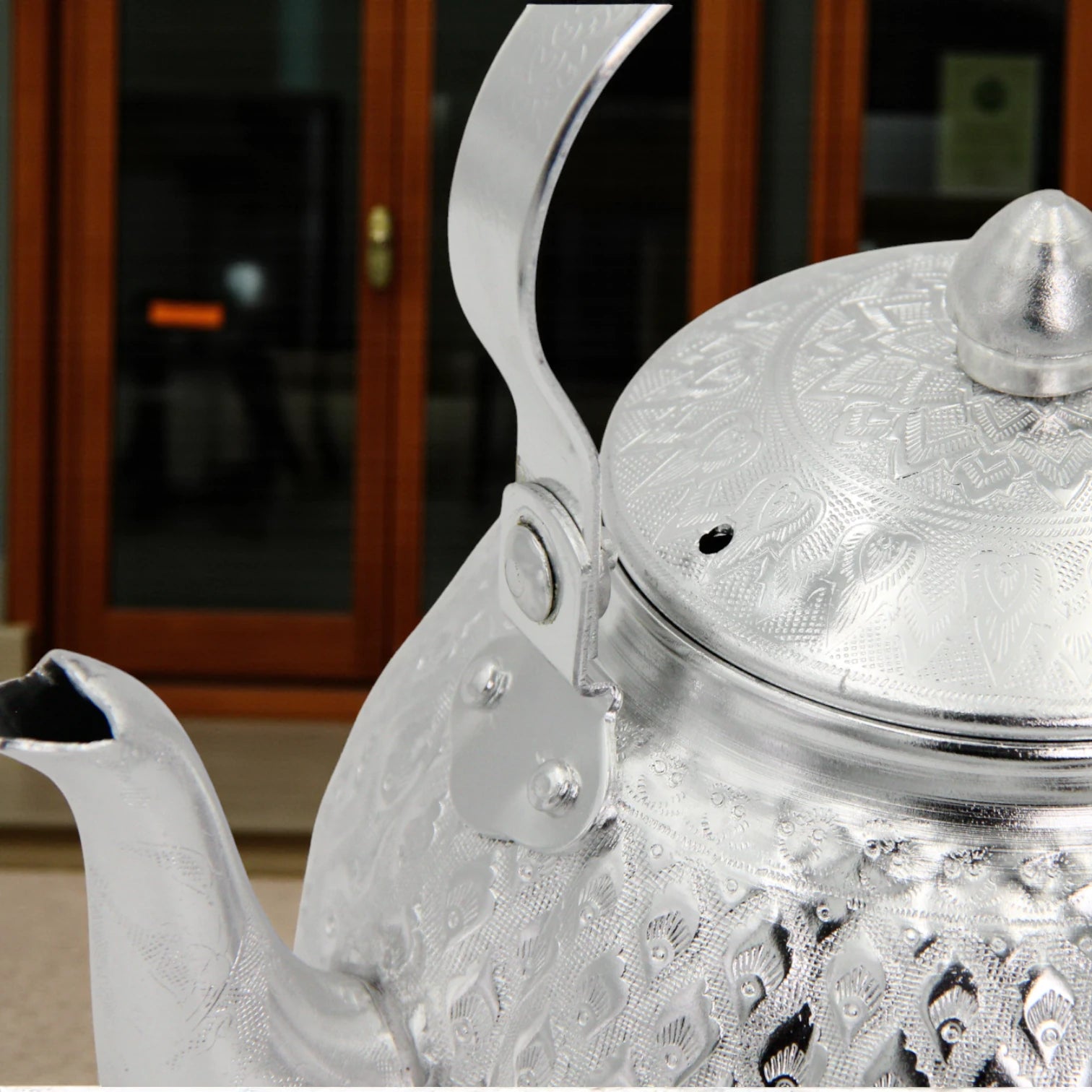Traditional Silver Decorative Teapot – Vintage Arabic Tea Kettle – Handcrafted Engraved Metal Design – Elegant Serveware & Home Décor - Damoo