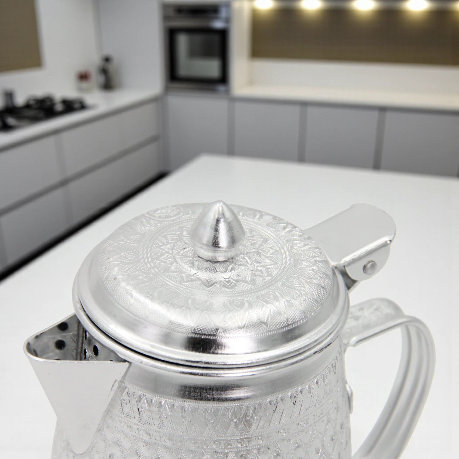 Traditional Arabic Dallah Coffee Pot – Silver Aluminum, Hand-Engraved Design, Durable Handle & Lid – Classic Middle Eastern Tea & Coffee Serving Pot - Damoo