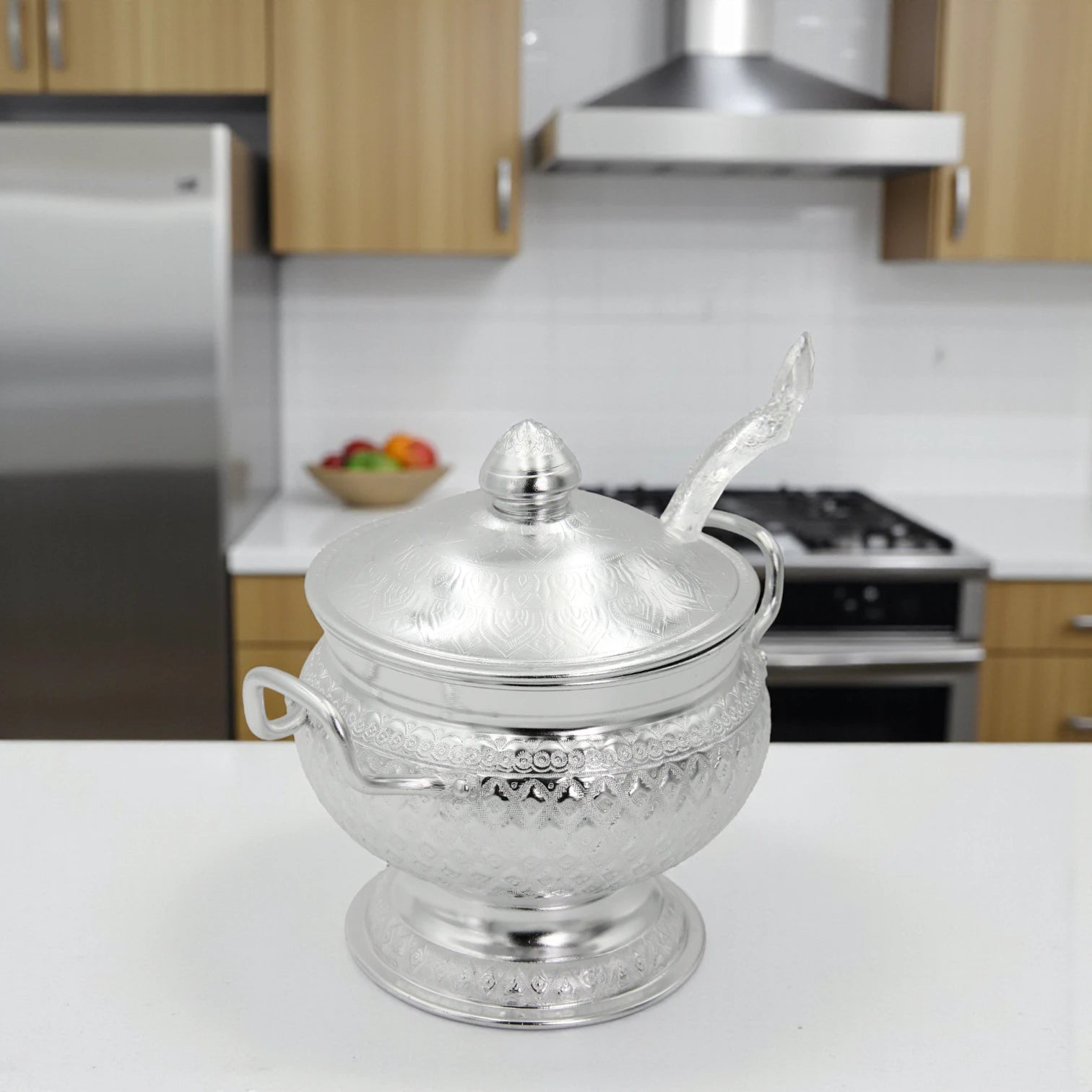 Damoo Traditional Silver Soup Pot with Spoon & Lid – Decorative Hammered Design, 18cm Diameter, Durable Lightweight Aluminum – Ideal for Serving Soup, Stew & Curry (3-Piece Set) - Damoo