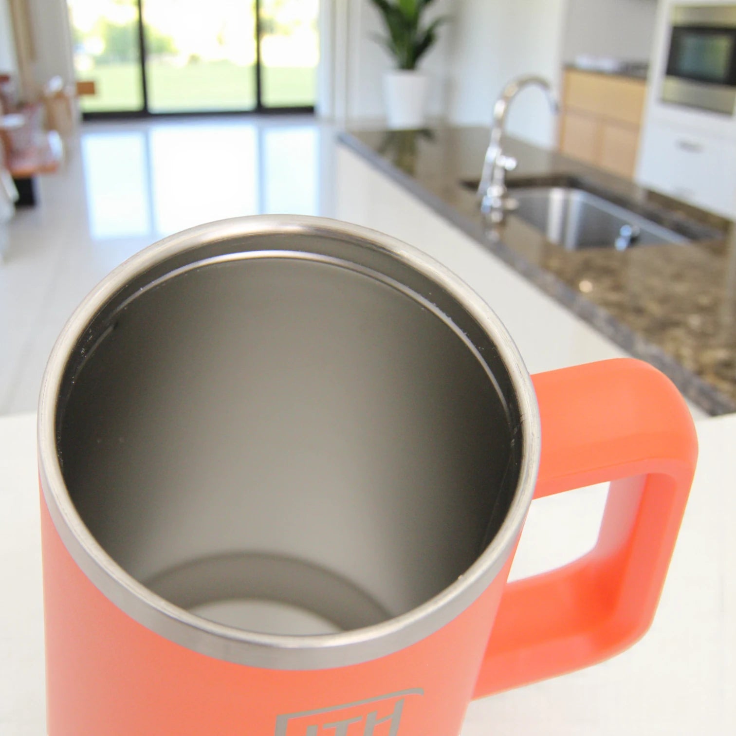 HTH Stainless Steel Travel Mug with Handle – Double Wall Insulated Coffee Cup, Leak-Proof Lid, Large Capacity, Orange - Damoo