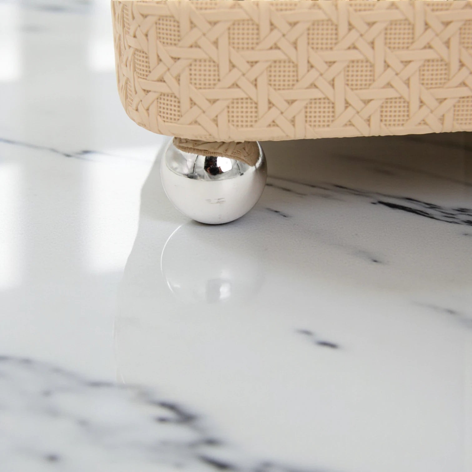 Elegant Beige Oval Serving Tray with Textured Pattern & Chrome Ball Feet | Decorative Coffee & Tea Table Organizer - Damoo
