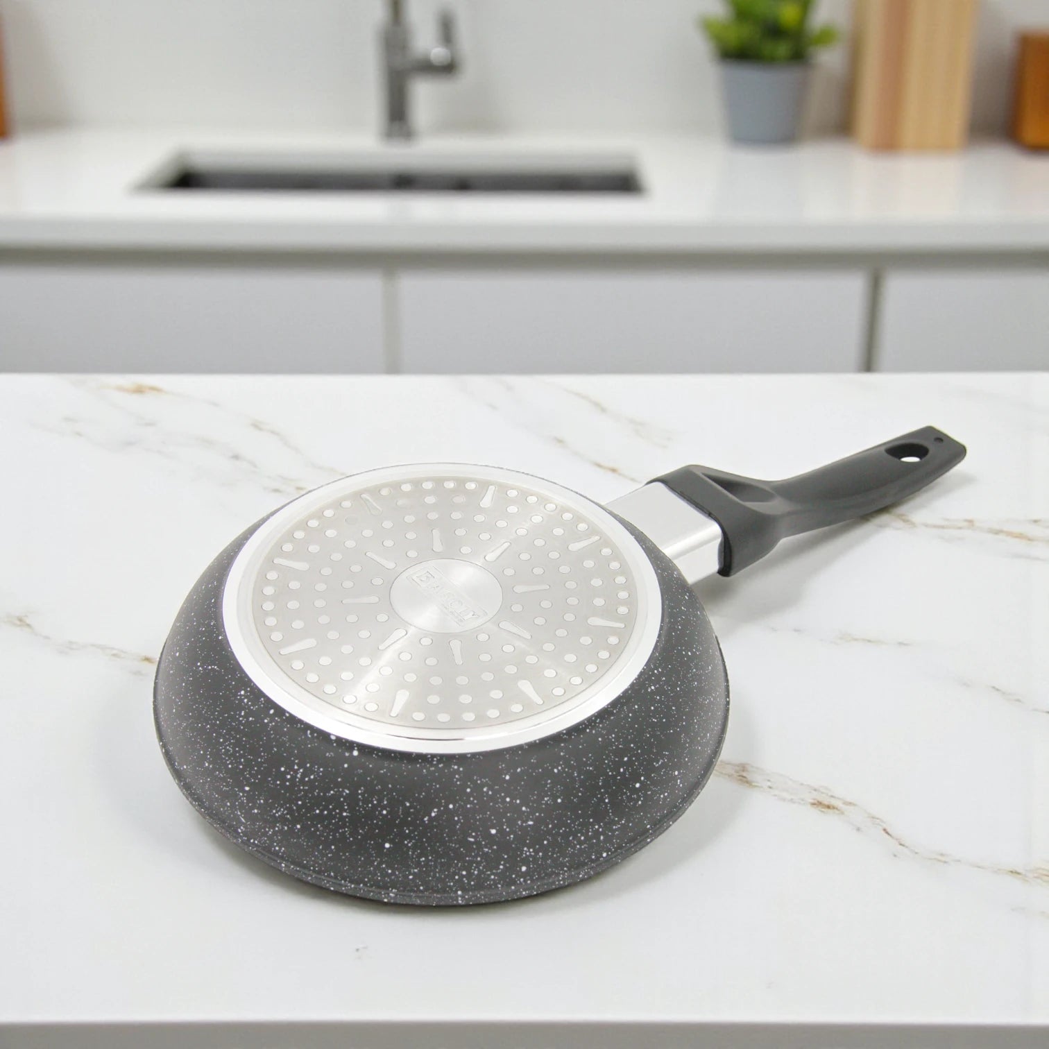 Baroly Stone Style Non-Stick Frying Pan Set | 3-Piece Cookware with Reinforced Mineral Coating | PFOA & Nickel Free | Works on All Stovetops (20cm, 24cm, 28cm) - Damoo