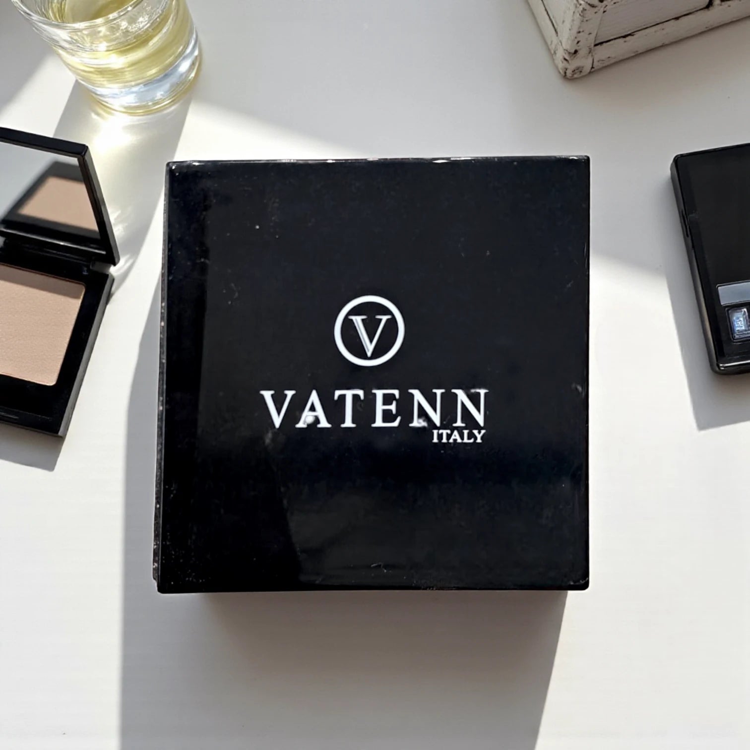 Vatenn Italy Duo Mat Wet & Dry Powder Foundation 206 – Long-Lasting Oil-Free Powder Makeup with Matte Finish, Breathable & Weightless Formula for Normal to Combination Skin - Damoo