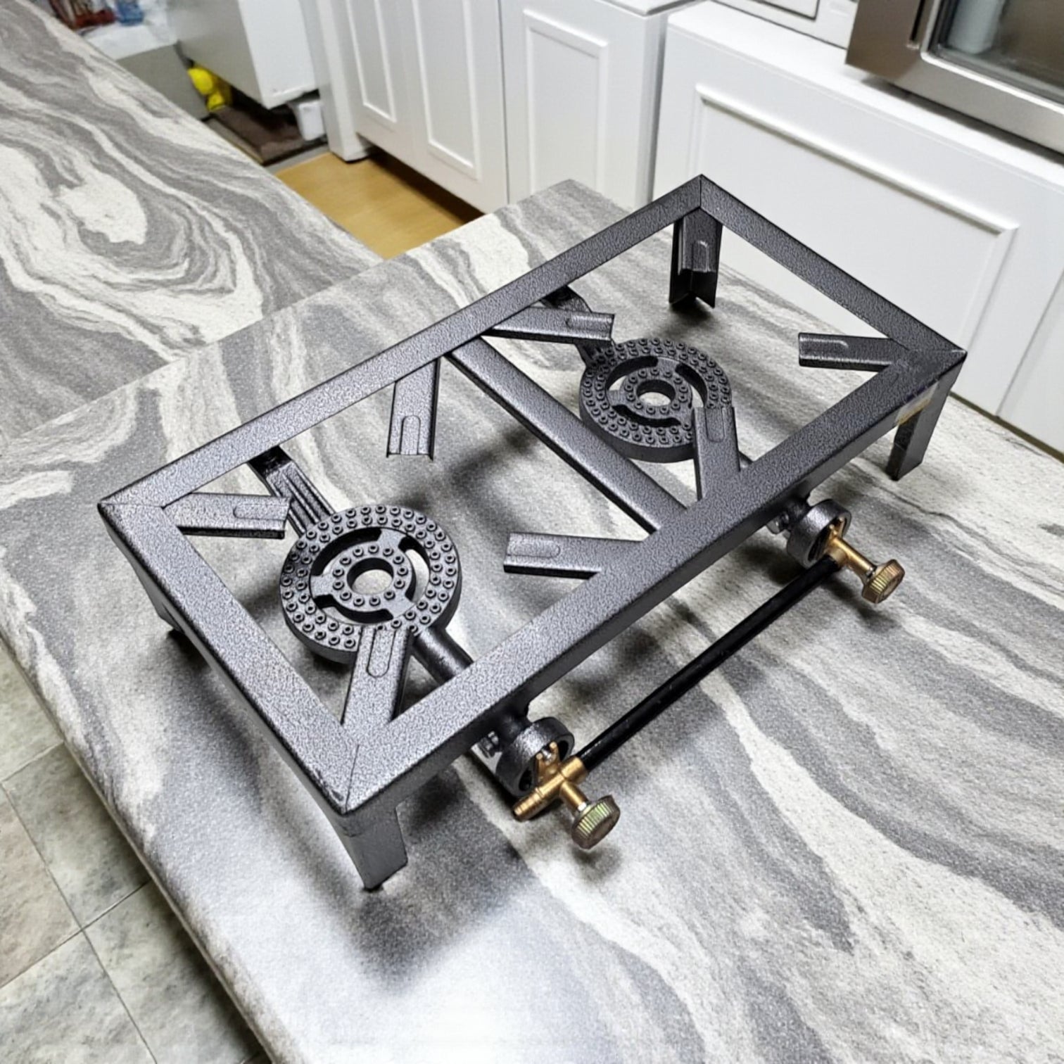 Heavy Duty Cast Iron Double Gas Burner Stove – Durable 2 Burner High Heat Outdoor & Indoor Gas Cooking Range – Portable LPG Gas Cooker for Camping, Catering, BBQ, and Home Kitchen Use