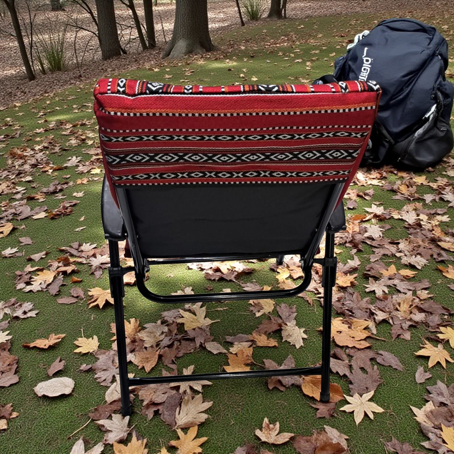 Traditional Arabic Majlis Folding Chair with Cushion – Portable Camping & Outdoor Seating, Comfortable Padded Backrest