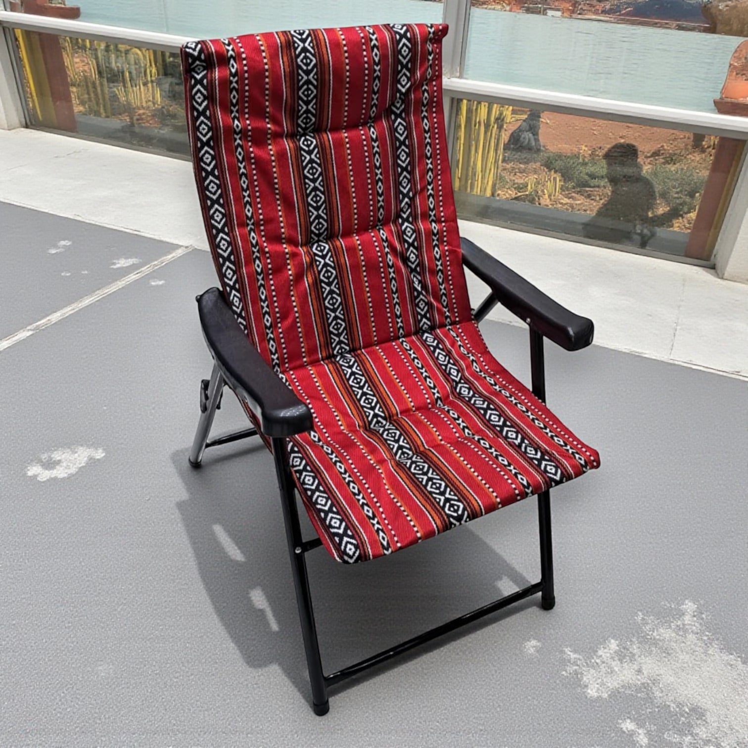 Traditional Arabic Majlis Folding Chair with Cushion – Portable Camping & Outdoor Seating, Comfortable Padded Backrest