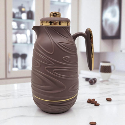 Premium Brown Insulated Thermos Jug 1.0L – Elegant Gold-Accented Vacuum Flask with Textured Design, Long Heat & Cold Retention, and Comfortable Handle for Daily Use - Damoo