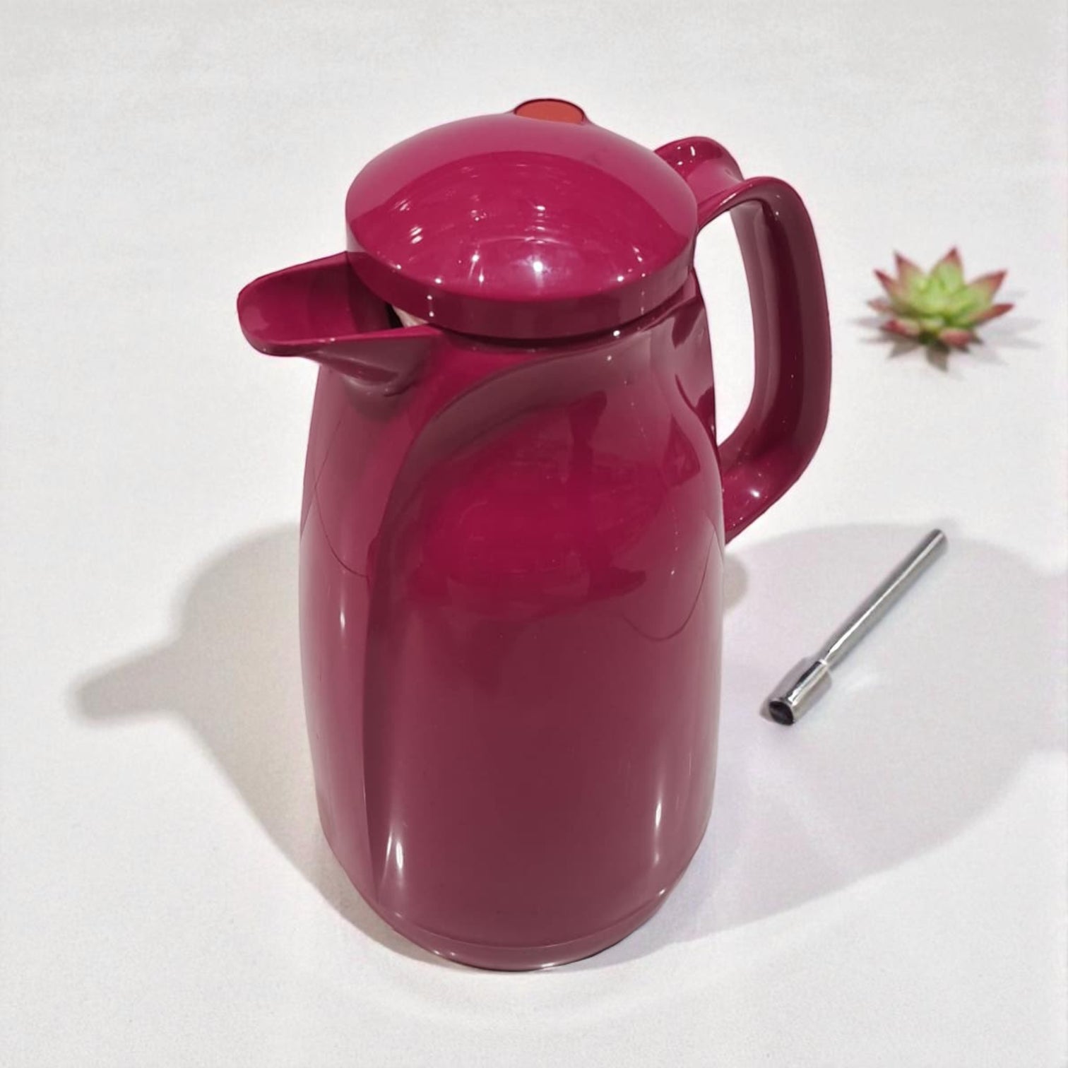 Magenta Insulated Thermos Jug 1.0L – Elegant Double-Wall Vacuum Flask with Secure Lid, Long Heat & Cold Retention, and Comfortable Handle for Home or Office Use - Damoo