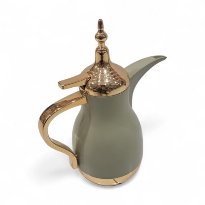 Luxury Arabic Dallah-Style Green Thermos 1.0L – Elegant Gold Handle & Lid, Premium Insulated Vacuum Flask for Coffee & Tea, Long Heat Retention, Ideal for Home, Office & Majlis Use - Damoo
