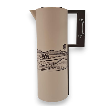 1L Arabic Style Vacuum Flask with Camel Desert Design – Double Wall Insulated Coffee Thermos with Secure Lid and Ergonomic Handle - Damoo