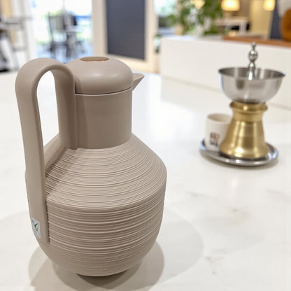 Ripple 1.0L Vacuum Flask – Double-Wall Insulated Thermos Jug with Glass Liner, Hot & Cold Beverage Server, Ribbed Modern Design & Easy-Pour Spout for Home or Office - Damoo