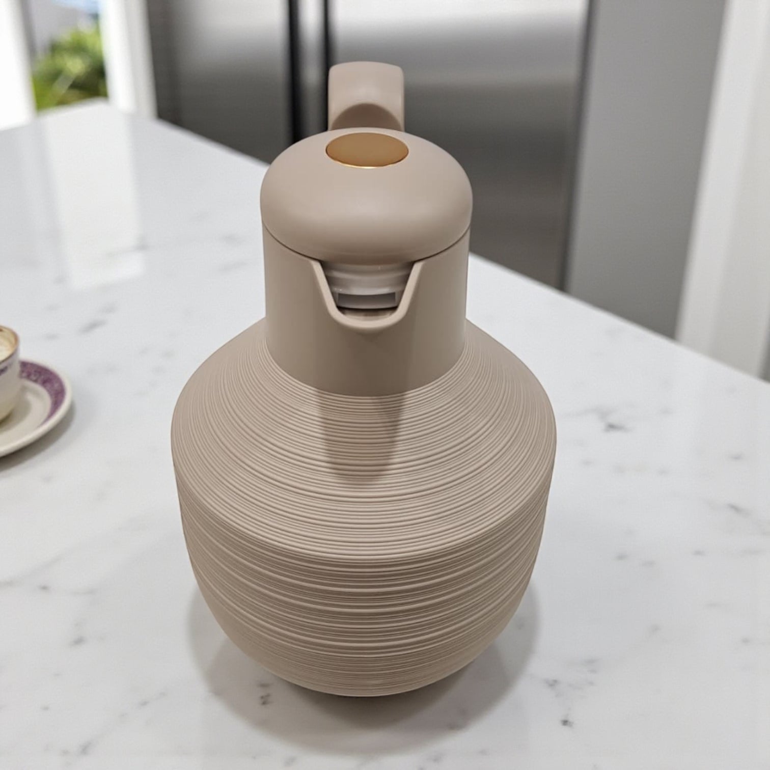 Ripple 1.0L Vacuum Flask – Double-Wall Insulated Thermos Jug with Glass Liner, Hot & Cold Beverage Server, Ribbed Modern Design & Easy-Pour Spout for Home or Office - Damoo