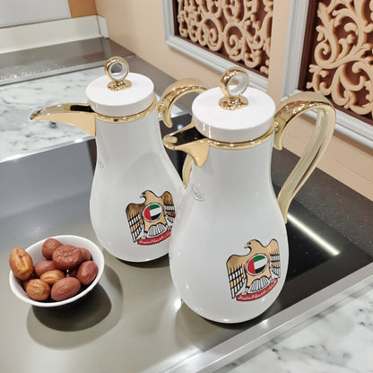 Pilsco UAE Emblem Vacuum Jug Set – Pack of 2 (1.0L + 0.7L) | Elegant Gold Handle Arabic Dallah Style Thermal Flask | Double Wall Insulated Coffee & Tea Jugs - Damoo