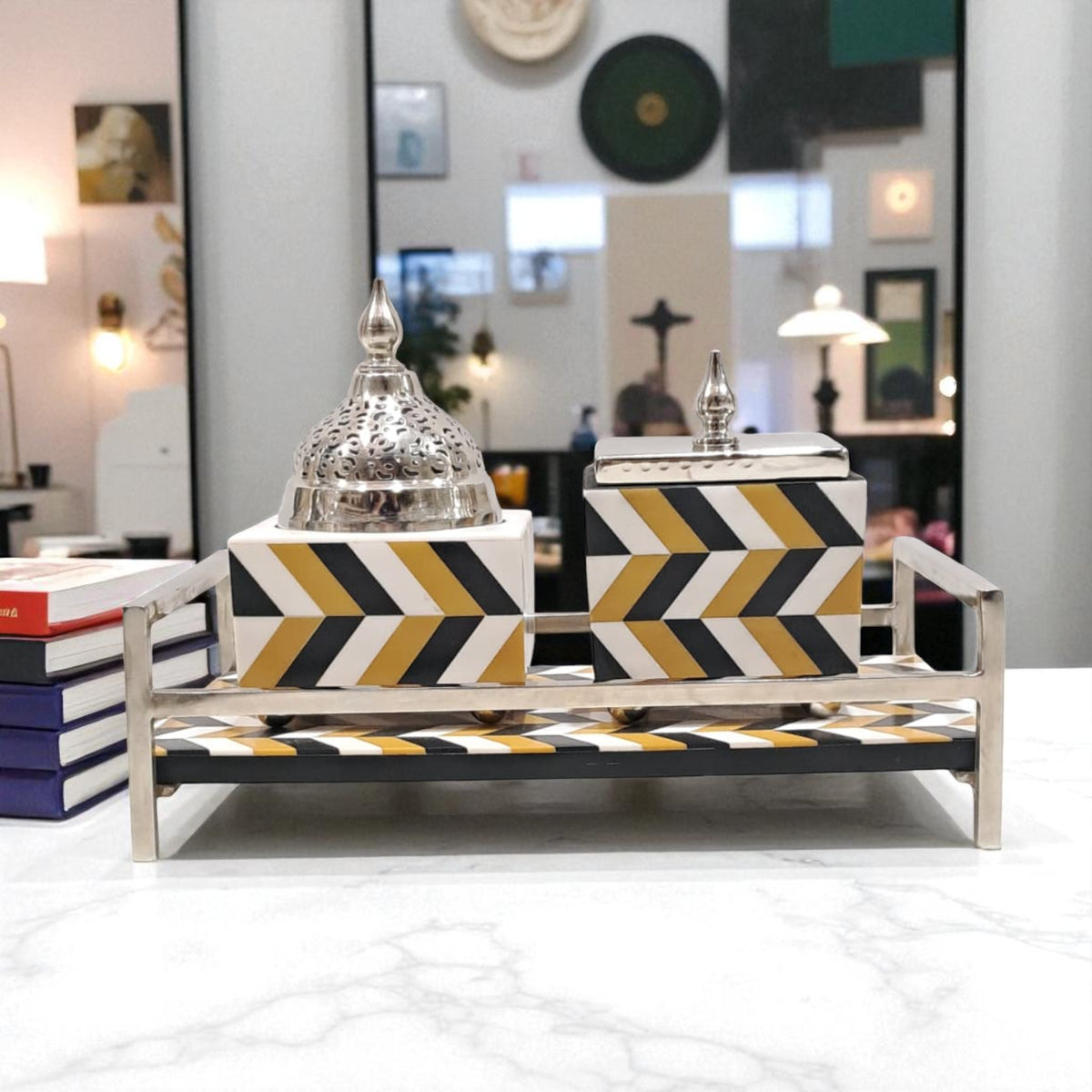 Luxury Geometric Bukhoor & Mabkhara Set with Metal Lid and Tray – Modern Black, White & Gold Resin Incense Burner for Home, Majlis & Gifting - Damoo