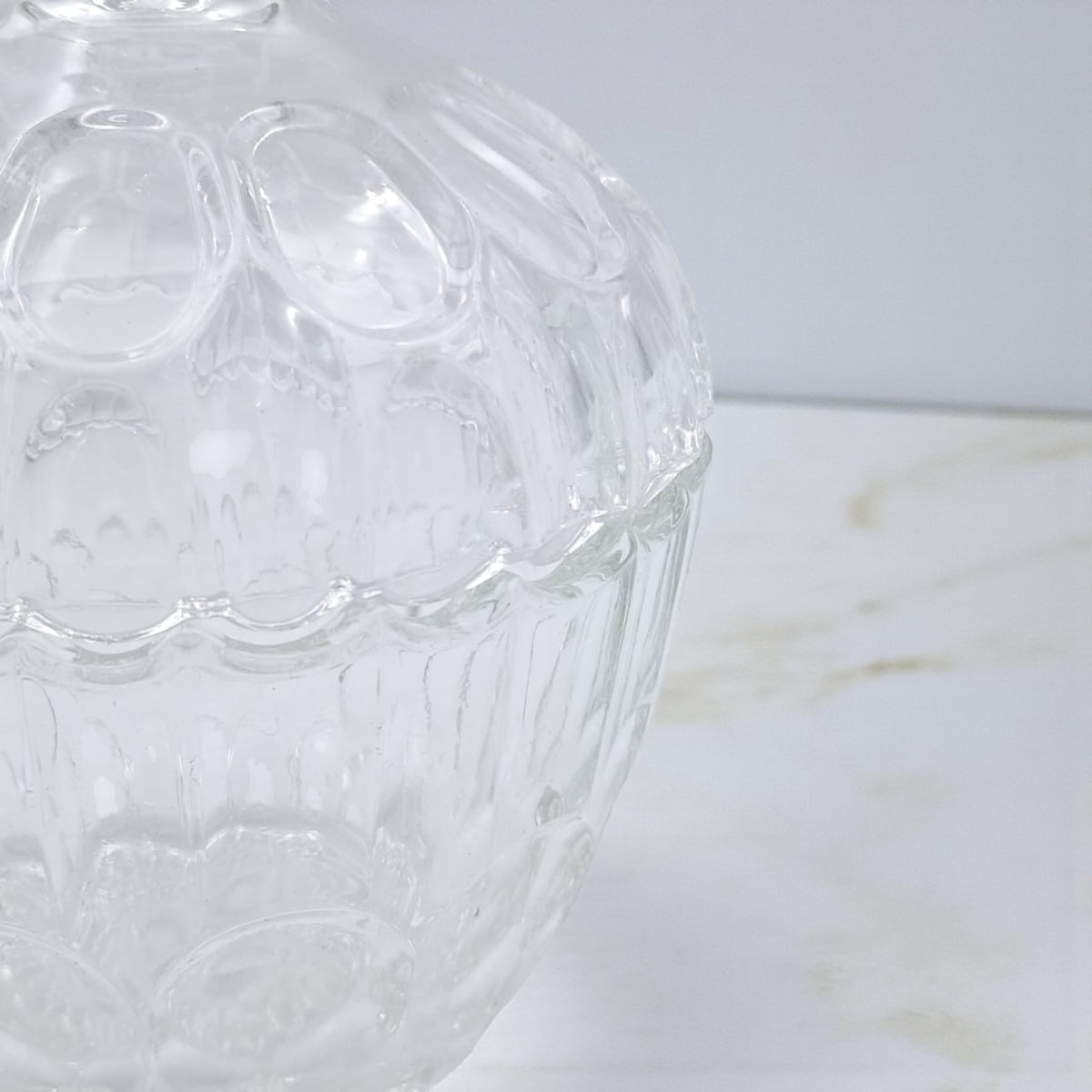 Yesink Decorative Glass Jar with Lid | Elegant Crystal Candy Jar for Sweets, Nuts, or Sugar | Premium Clear Storage Bowl with Textured Design