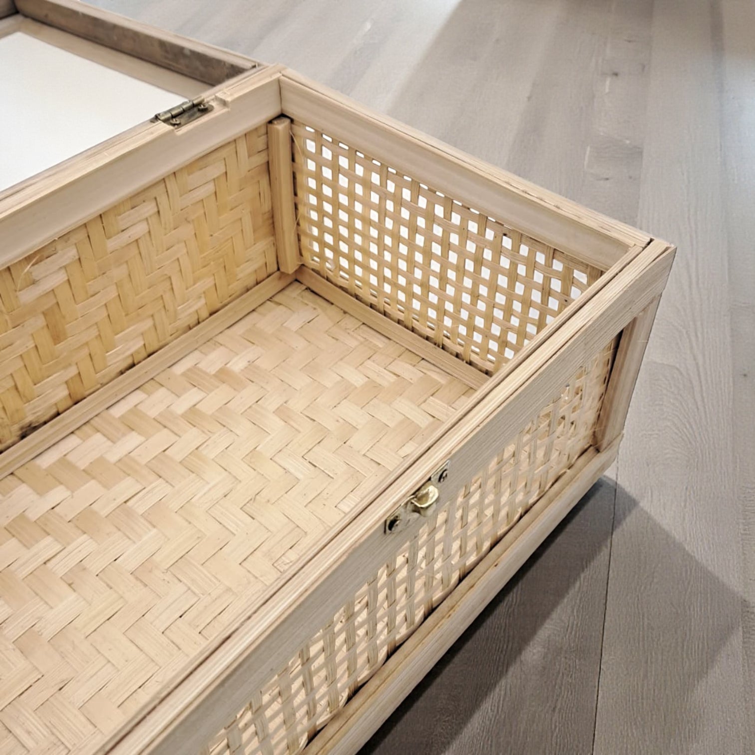 Natural Bamboo Storage Box with Lid & Lock – Multi-Purpose Organizer for Home, Kitchen, Bathroom & Gifting - Damoo