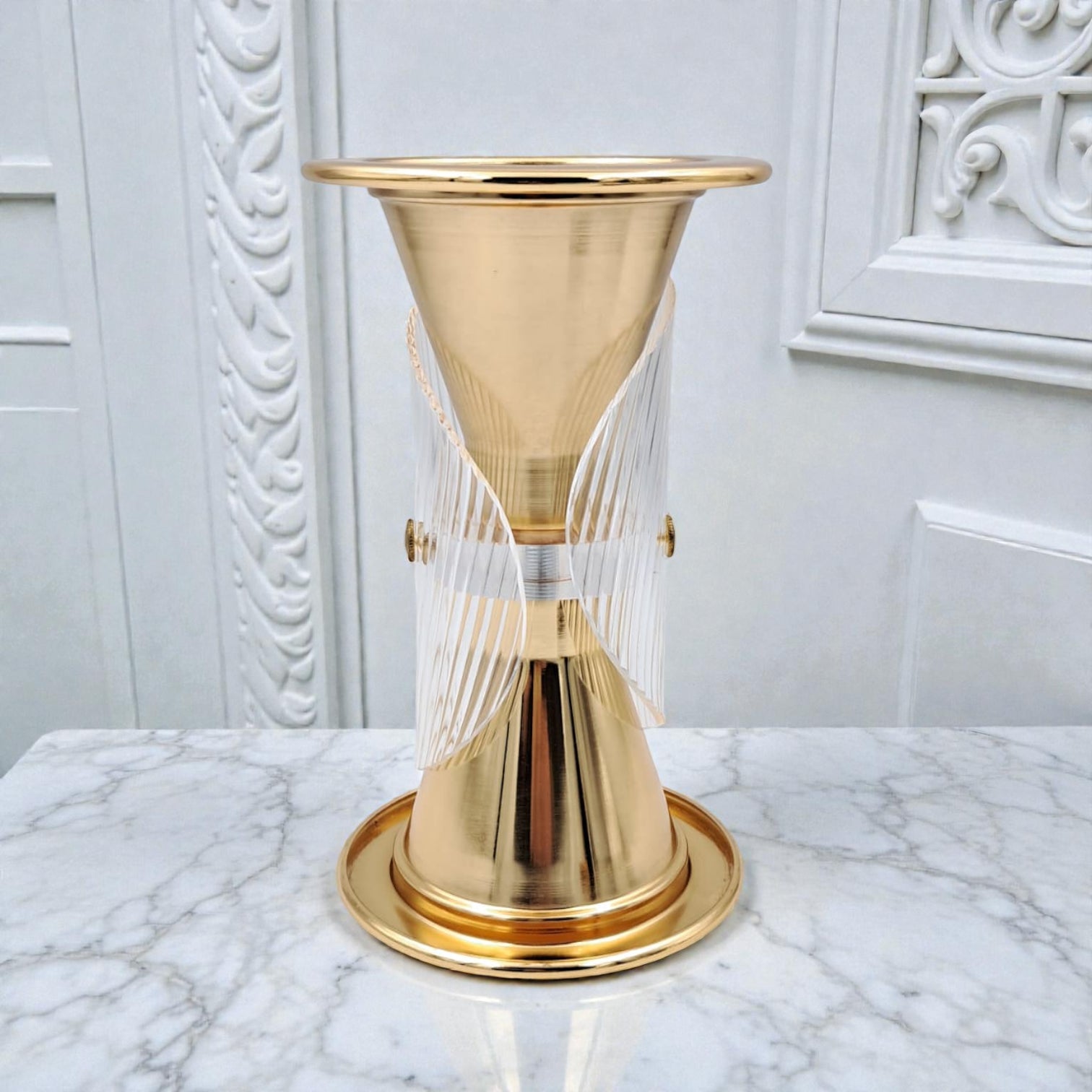 Luxury Metal & Clear Ribbed Glass Bakhoor Incense Burner with Ventilated Cap – Elegant Arabic Oud & Incense Holder for Majlis, Ramadan & Home Décor (20H x 11.5L × 11.5W CM) - Damoo