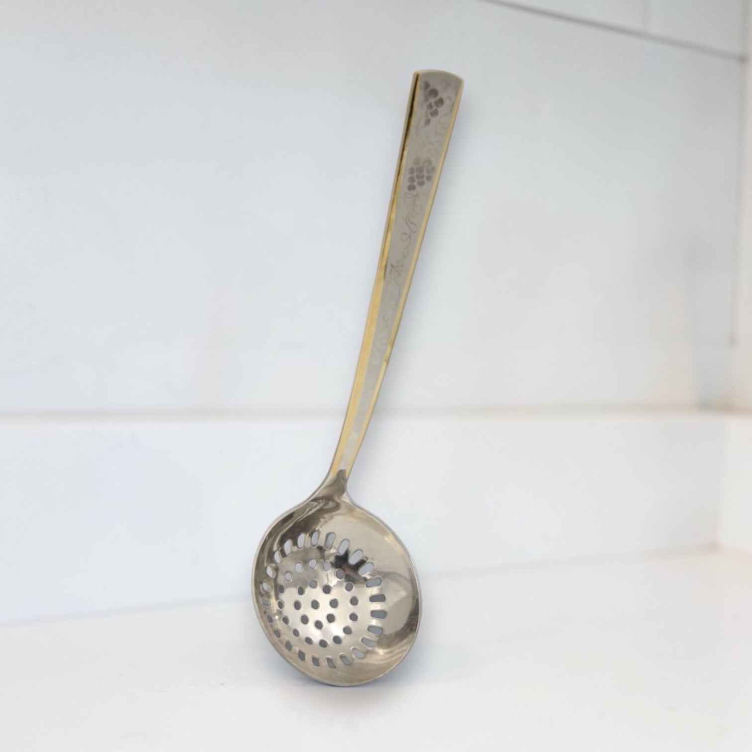 Yuniverse Steel Skimmer Spoon with Perforated Drainage Bowl & Decorative Pattern Handle – Deep Fry Strainer Ladle for Kitchen Cooking & Oil Draining - Damoo