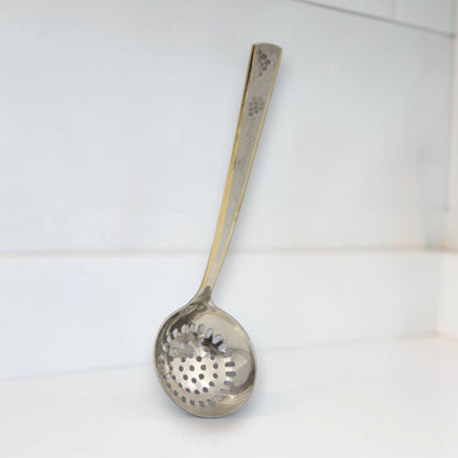 Yuniverse Steel Skimmer Spoon with Perforated Drainage Bowl & Decorative Pattern Handle – Deep Fry Strainer Ladle for Kitchen Cooking & Oil Draining - Damoo