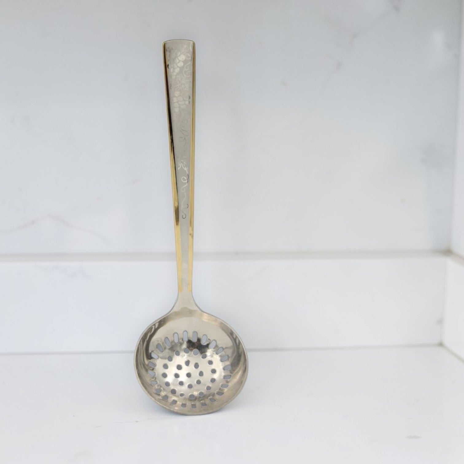 Yuniverse Steel Skimmer Spoon with Perforated Drainage Bowl & Decorative Pattern Handle – Deep Fry Strainer Ladle for Kitchen Cooking & Oil Draining - Damoo