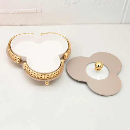 Al Habbai Clover Shaped Covered Serving Dish with Lid and Decorative Stand – Candy, Dates & Dessert Serving Bowl for Majlis and Hospitality - Damoo