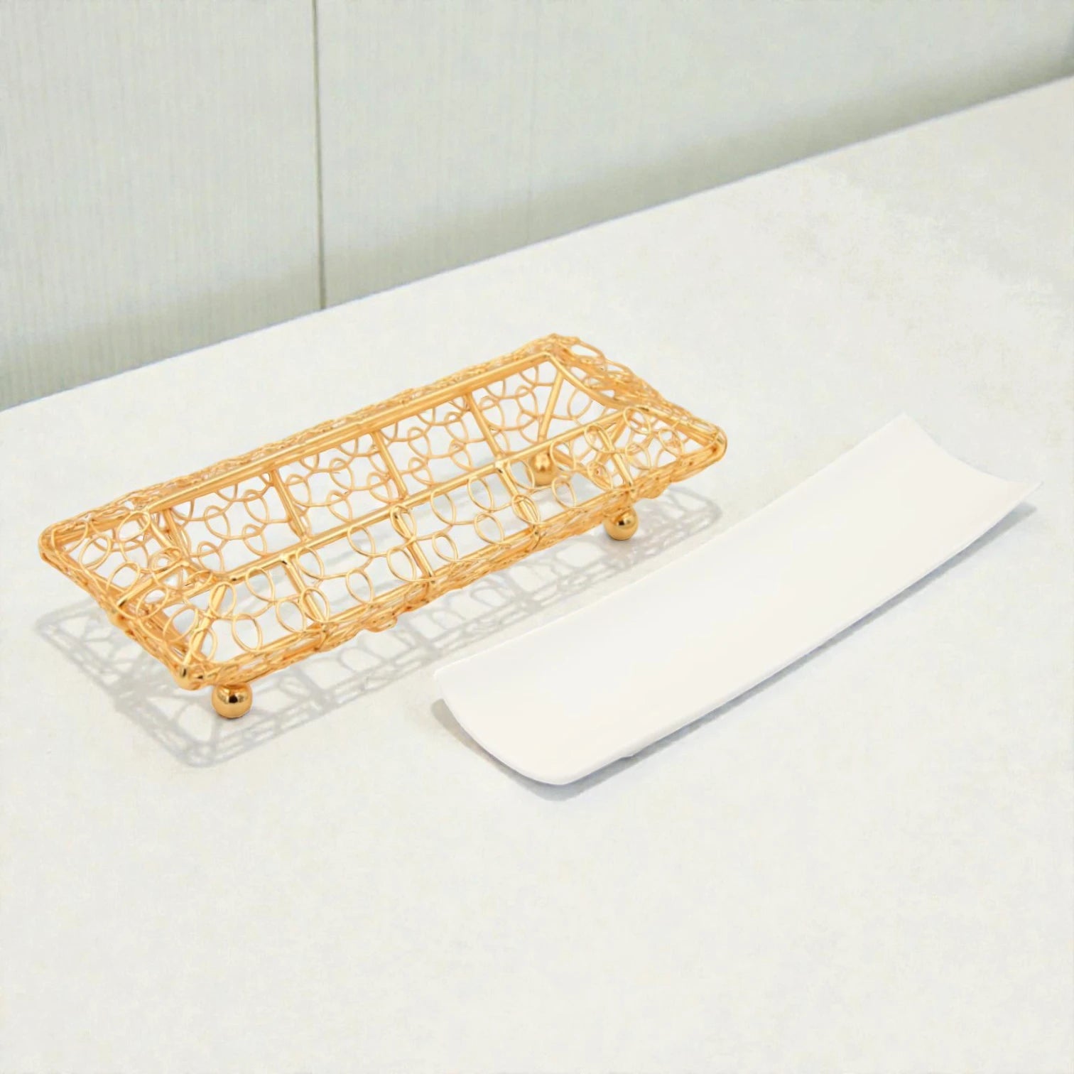 Decorative Serving Tray with Metal Stand & Curved Plate – Elegant Display Platter for Desserts, Snacks & Ramadan Table Decor (9H x 28L × 11W CM) - Damoo