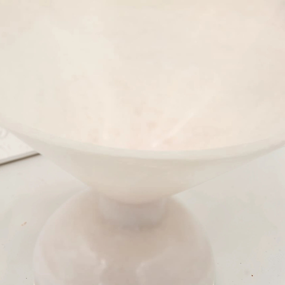 Elegant Pedestal Serving Bowl Decorative Centerpiece Dish – Modern Minimalist Bowl for Fruits, Snacks & Table Display (14H x 19L × 19W CM) - Damoo