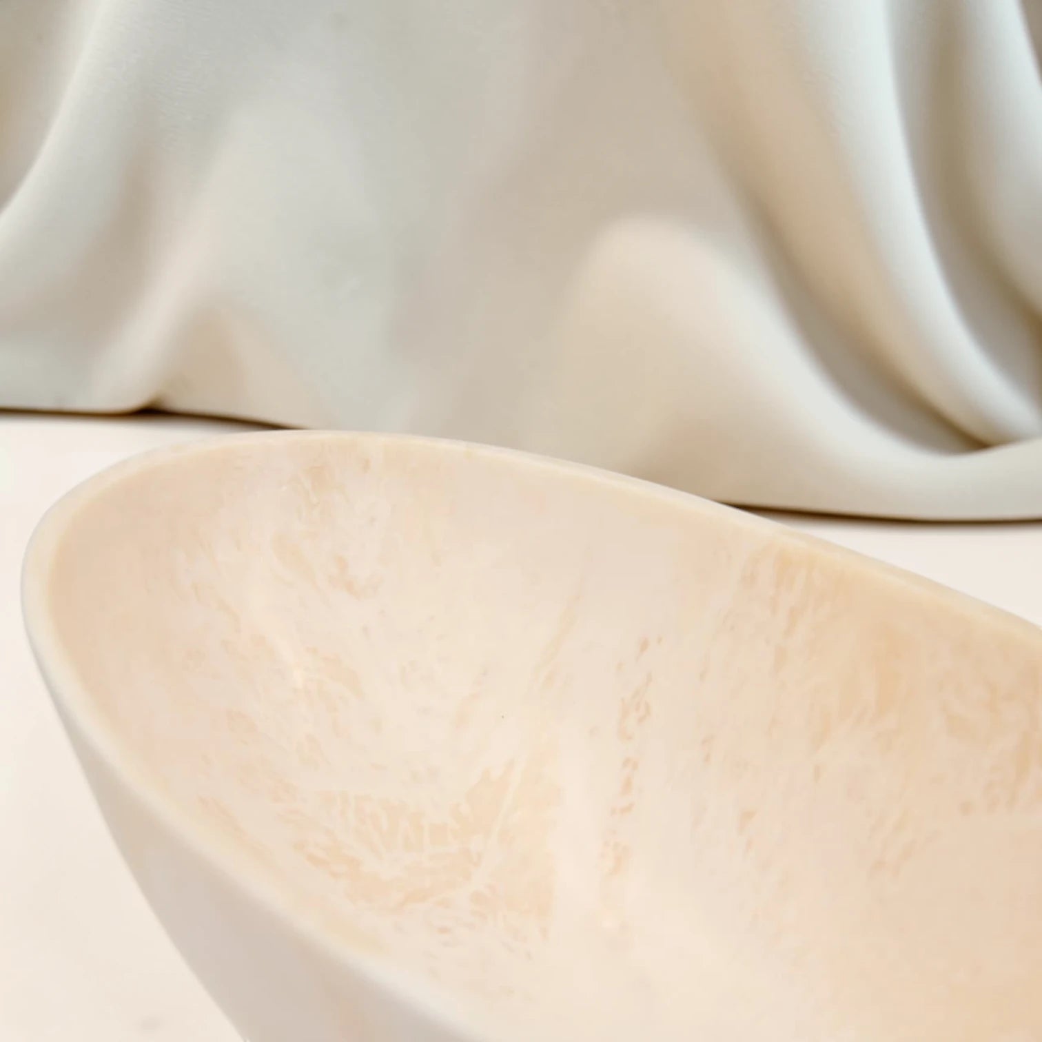 Large Oval Pedestal Serving Bowl Decorative Centerpiece Dish – Elegant Modern Display Bowl for Fruits & Table Styling (19H x 44L × 20.5W CM) - Damoo
