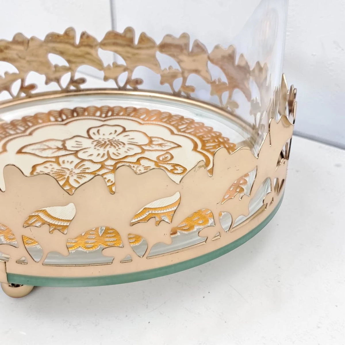 Luxury Glass Storage Jar with Ornate Gold Floral Base & Crystal Lid – Elegant Candy, Dates & Dessert Container (14.5 x 14.5 x 18 cm) - Damoo