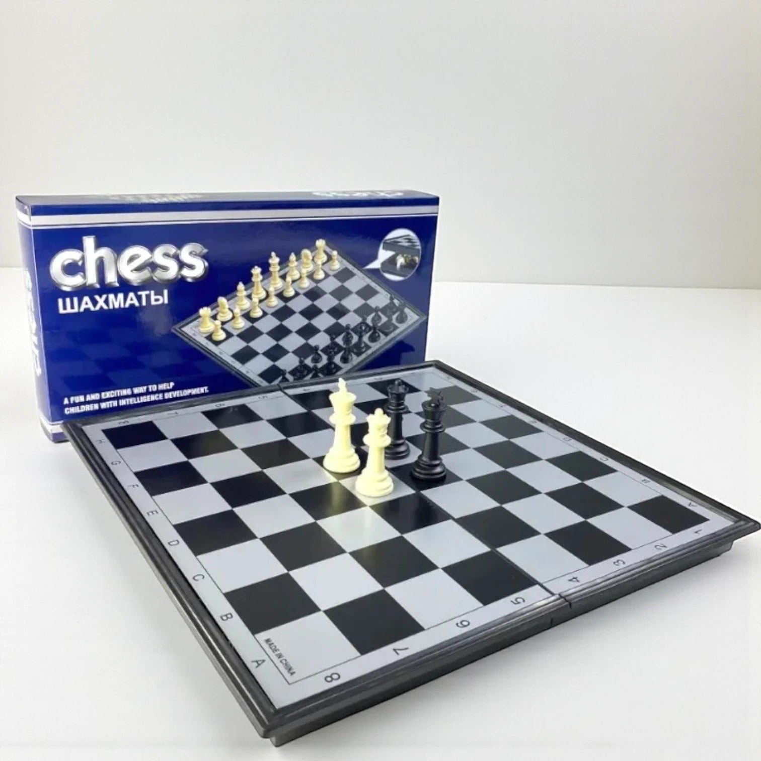 Magnetic Folding Chess Set with Portable Board | Educational Strategy Game for Kids & Adults | Travel-Friendly Chess Board with Secure Magnetic Pieces | Intelligence Development & Family Fun - Damoo