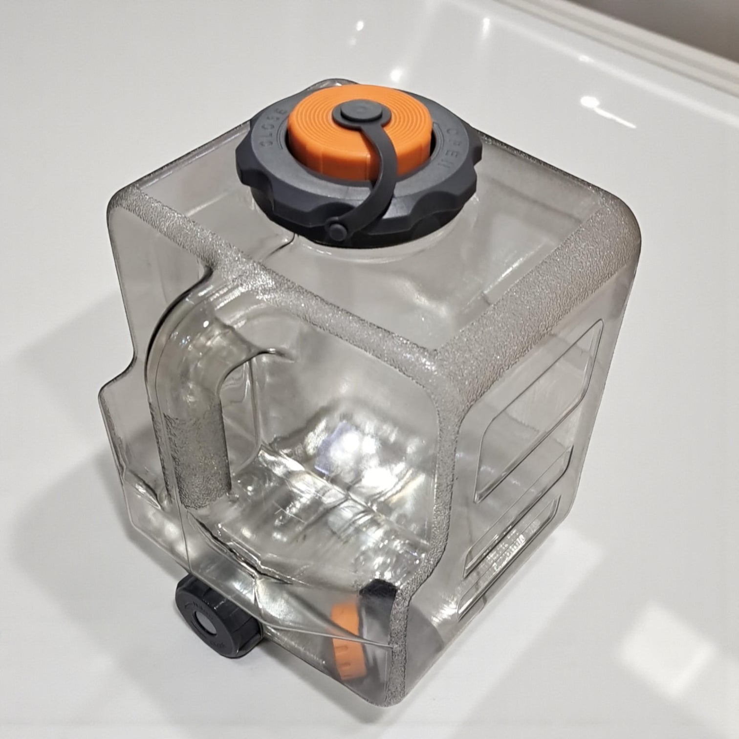 12L Portable Camping Water Jug with Spigot – BPA Free Thickened Water Container, Leak-Proof Storage Tank with Electric Pump Compatibility - Damoo