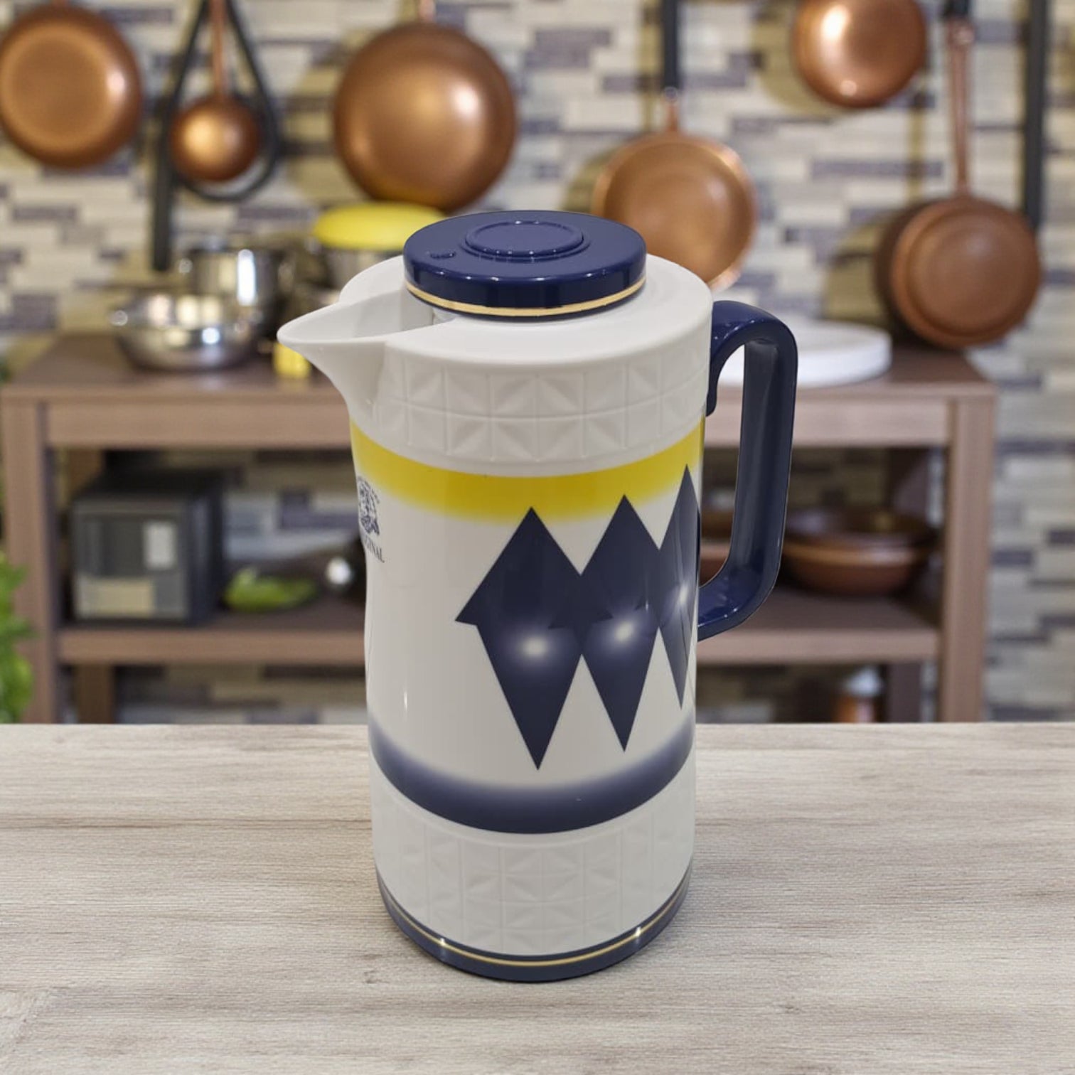 DAMOO Original Thermos Flask – 1L Hot & Cold Vacuum Jug with Easy Pour Handle | Durable Plastic Insulated Kettle for Coffee, Tea & Water - Damoo