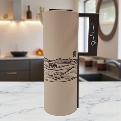 1.0 Liter Arabic Desert Design Vacuum Flask – Premium Double Wall Insulated Tea Thermos with Secure Flip Lid, Ergonomic Handle & Long-Lasting Heat Retention – Ideal for Home, Office, Travel & Gifting - Damoo