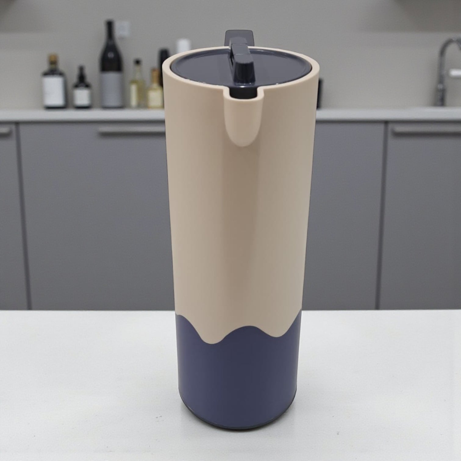 Crystal House 1.0 Liter Premium Insulated Vacuum Flask – Double Wall Thermal Coffee & Tea Thermos with Secure Flip Lid, Arabic Handle & Elegant Two-Tone Design – Ideal for Home, Office, Travel & Gifting - Damoo