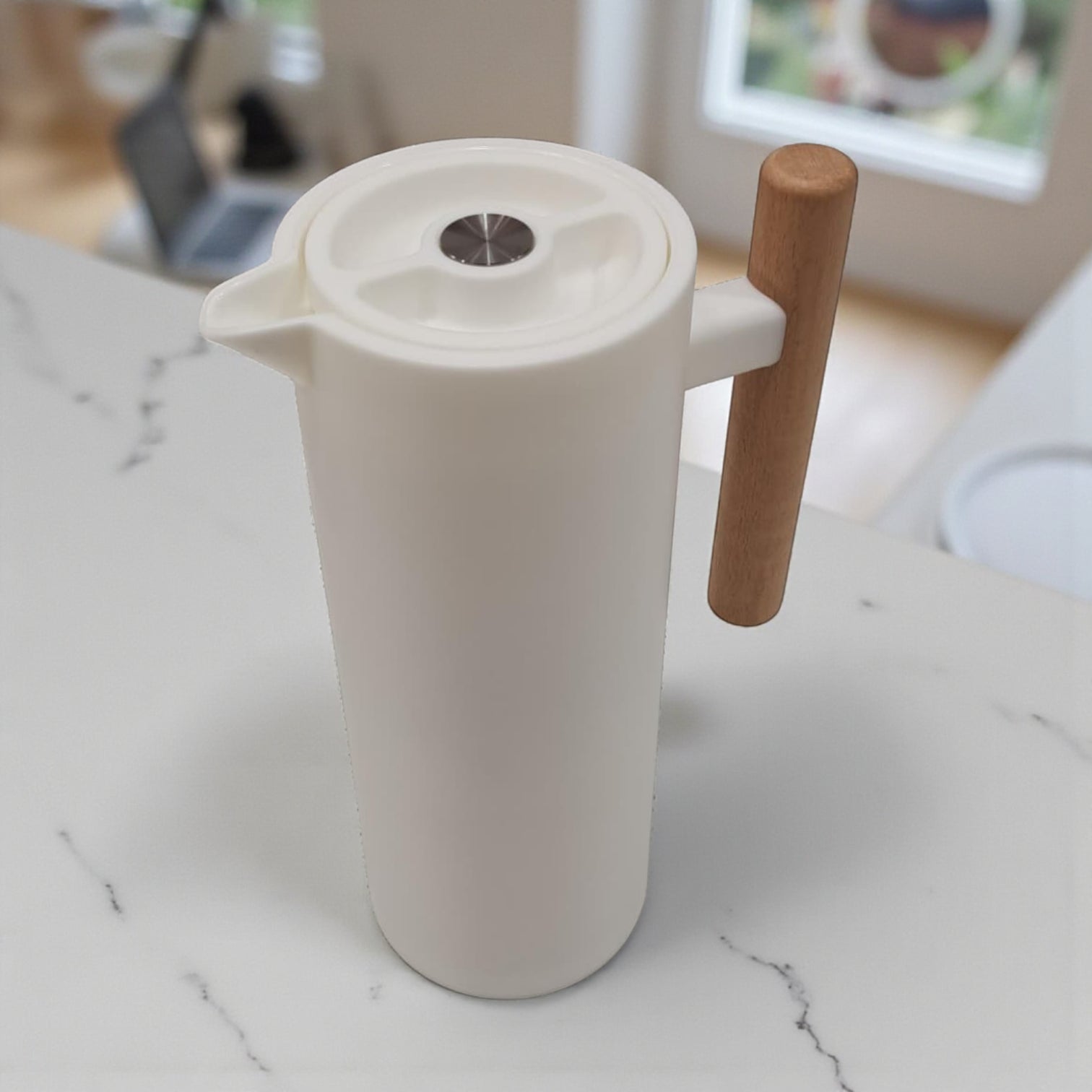 VOGATI 1.0L Premium Vacuum Thermos Flask – Modern Matte Design with Wooden Handle | Double Wall Insulated Carafe for Hot & Cold Drinks - Damoo