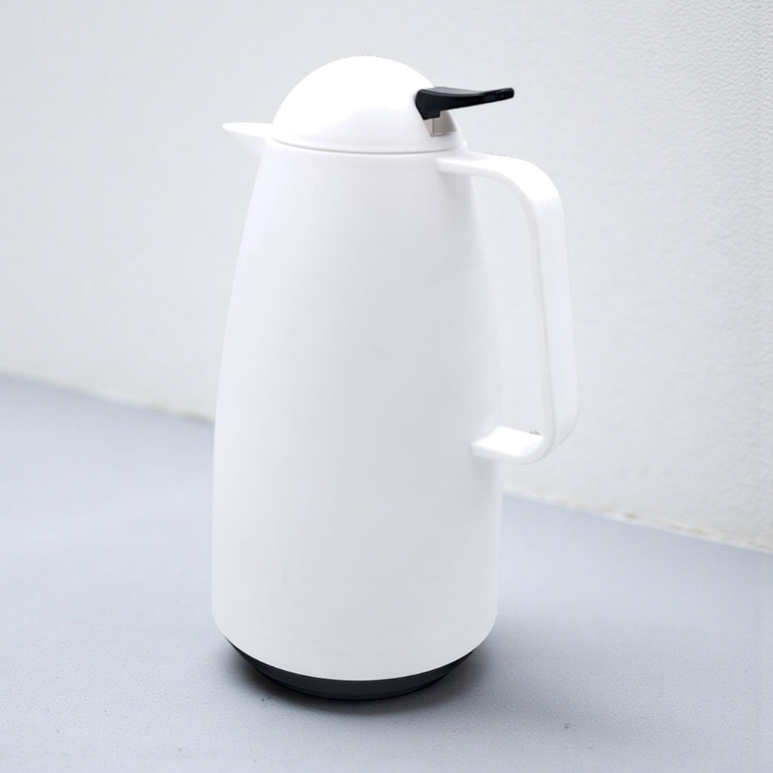 Crystal House Vacuum Flask with Deer Design | Double-Wall Insulated Thermos | Leakproof & Heat Retaining Carafe for Hot or Cold Beverages - Damoo