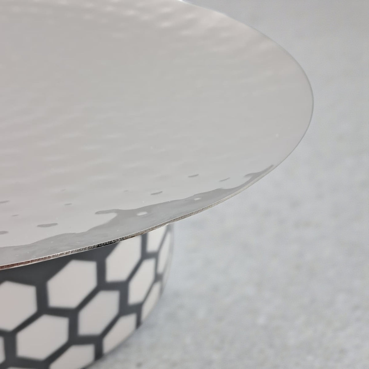 Elegant Hammered Metal Cake Stand with Geometric Base | Modern Dessert & Serving Display | Durable Decorative Table Centerpiece