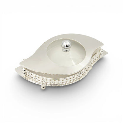 Al Habbai Leaf Shape Covered Serving Dish with Decorative Stand – Elegant Dates, Dessert & Candy Serving Bowl for Majlis Hospitality - Damoo