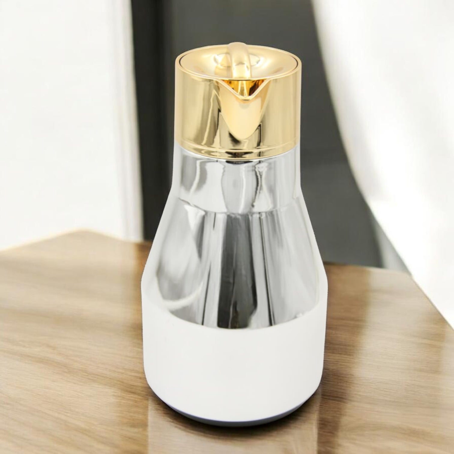 Red Home Premium Vacuum Thermal Coffee & Tea Flask with Gold Handle – Insulated Stainless Steel Arabic Dallah Style Serving Pot - Damoo