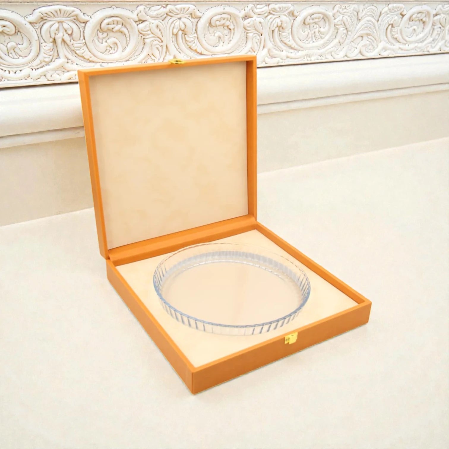Round Serving Tray Set with Storage Case – Premium Gift Box Tray with Protective Carry Case for Desserts, Snacks & Elegant Table Display (8H x 34L × 34W CM | Tray 26 CM) - Damoo
