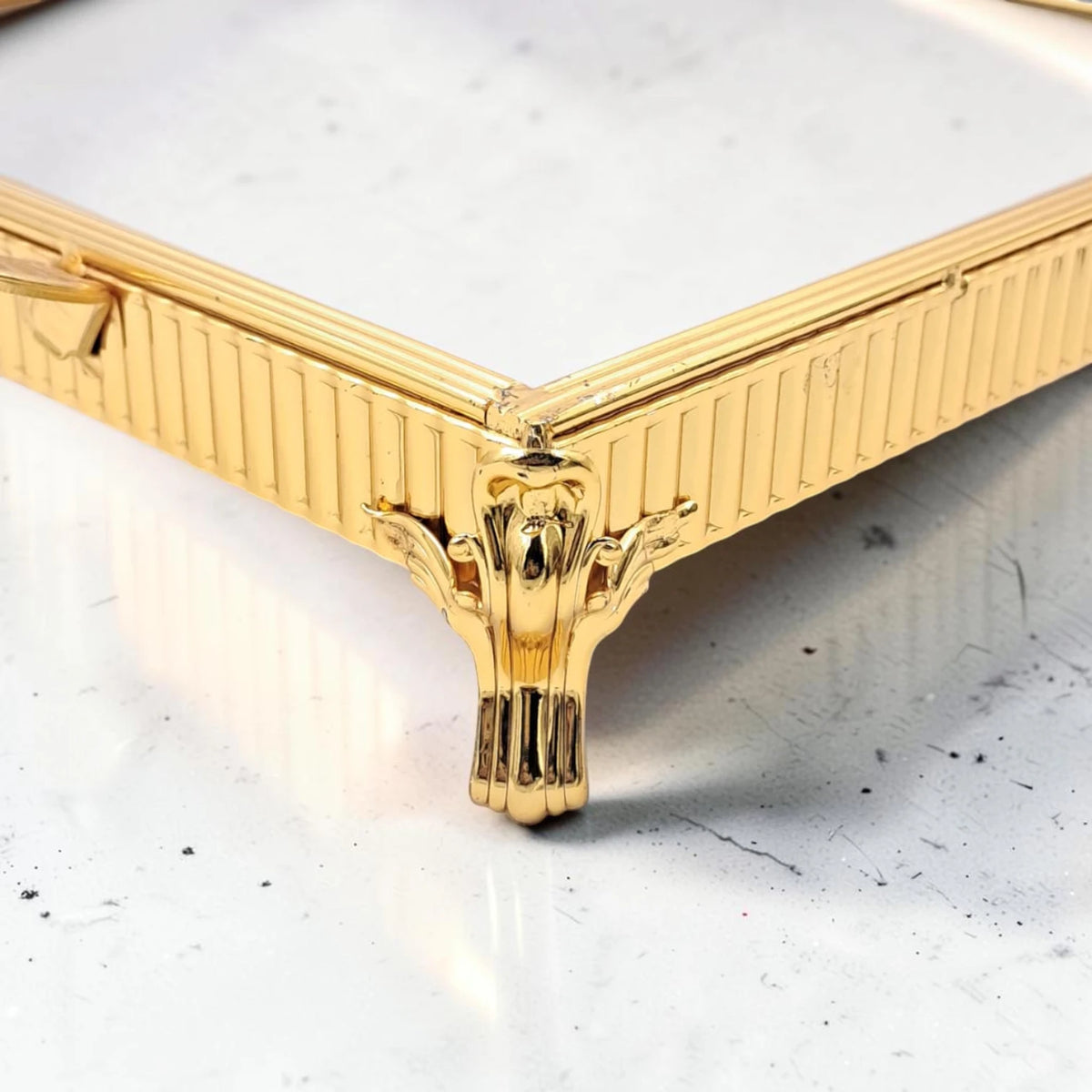 Luxury Rectangular Decorative Serving Tray with Handles and Raised Feet, Elegant Display Tray for Desserts Snacks Coffee Table Décor (H(7.5cm) x W(28cm) x L(39cm)) - Damoo